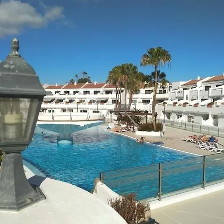 شقة Sunny Holiday Pool