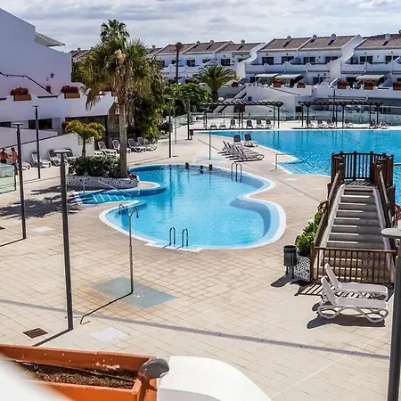 شقة Sunny Holiday Pool